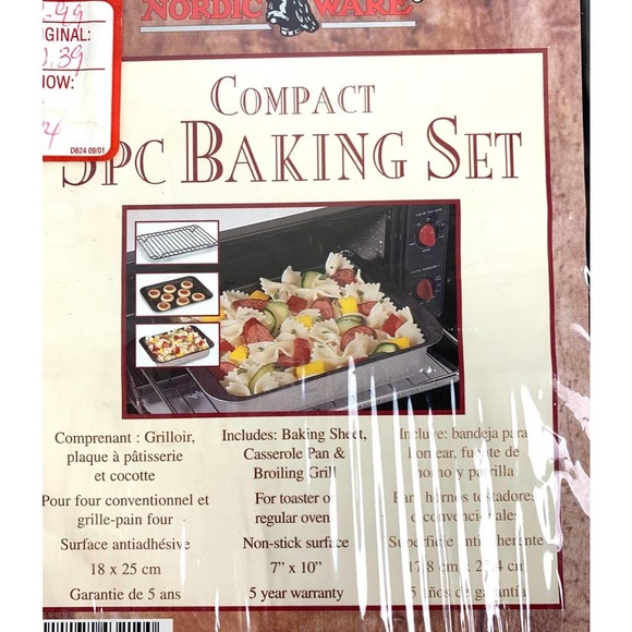 NEW Nordic Ware Non-Stick Compact Baking Sheet and Broiling Pan 7"x10" - Picture 2 of 4